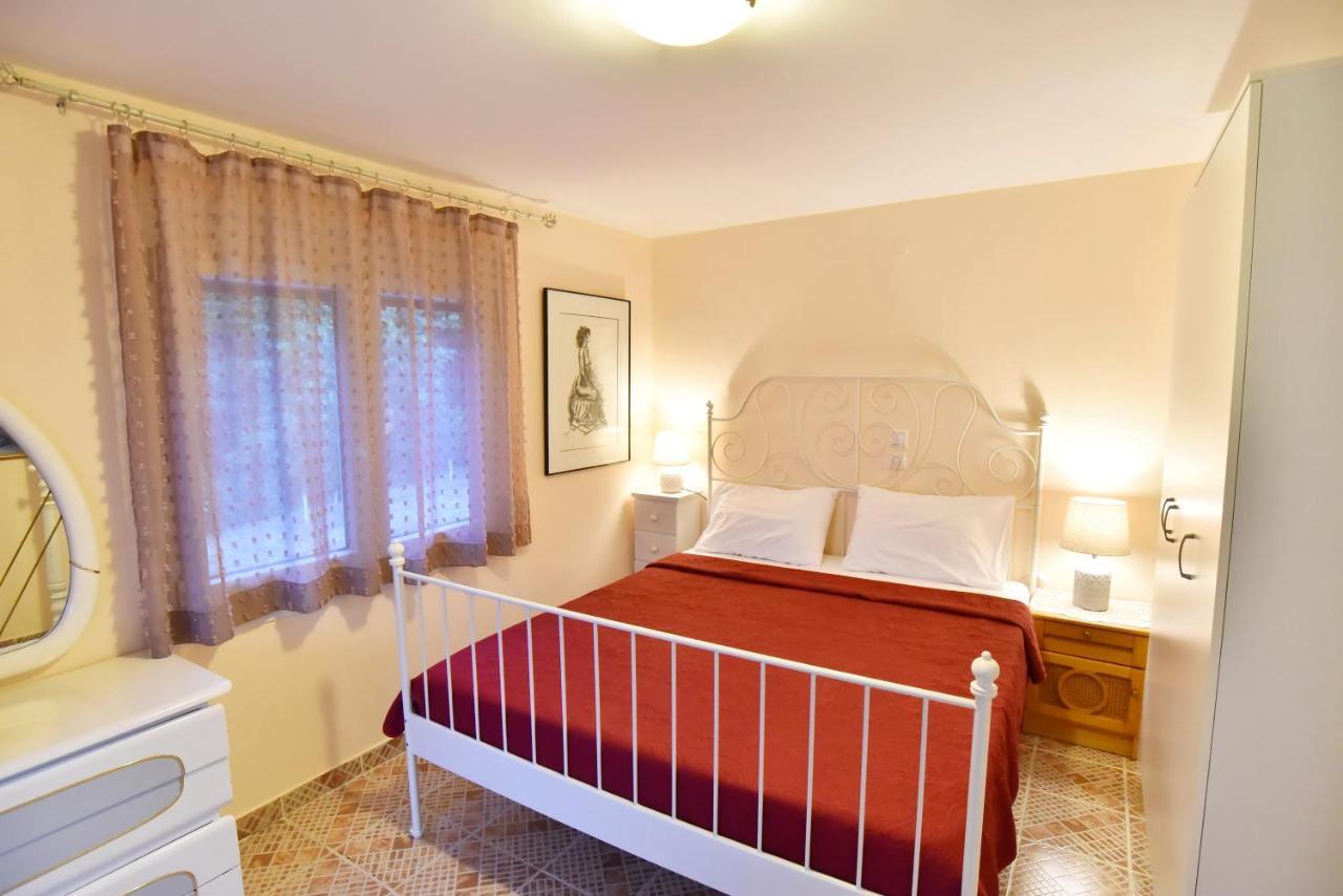فيلا Xenophon House PalaiónTsiflíkion المظهر الخارجي الصورة